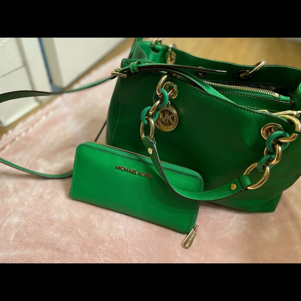 Michael Kors purse and wallet